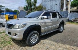2015 TOYOTA HILUX 