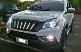 2016 Mux LSA 3.0L AT 4x2 with 20" Black Rhino Rim/Tyres