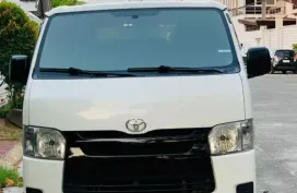 Toyota HiAce Commuter 2016 Model