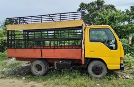Second hand 2017 Isuzu Elf  for sale in good condition