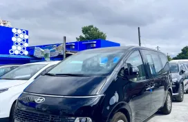 STARIA GLS 11 seaters