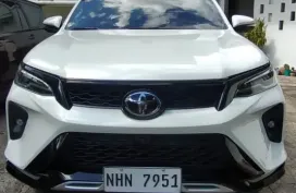 Pre-owned 2024 Toyota Fortuner 2.8 Q Pearl Diesel 4x2 AT for sale in excellent condition