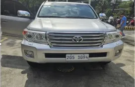 Sell 2015 Toyota Land Cruiser VX 3.3 4x4 AT in Silver