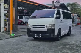Toyota Hiace Commuter 2016 MT hi-ace