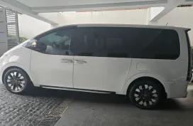 Rush SALE!!! P2023 Hyundai Staria Premium 7 seater CRDi 2.2 AT affordable price (URGENT)