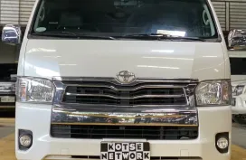 2016 Toyota Hi-ace Super Grandia 2.8 A/t Leather ₱1.298