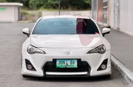 HOT!!! 2013 Toyota GT86 Aero loaded for sale at affordable price! 