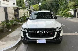 HOT!!! 2023 Toyota Land Cruiser LC300 GR Dubai Version for sale at affordable price! 