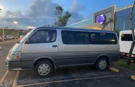 Toyota Hi Ace gl 3l 2000 M/T