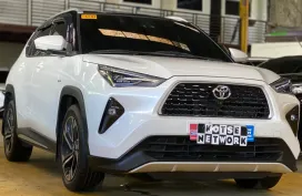 2024 Toyota Yaris Cross 1.5 S A/t E-Power Hybrid, 12k MILEAGE, No Coding ₱1.298