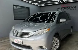 2016 TOYOTA SIENNA  Automatic