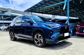 Sell Blue 2024 Toyota Yaris Cross V 1.5 CVT in used