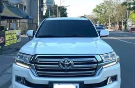 HOT!!! 2019 Toyota Land Cruiser VX LC200 for sale at affordable price! 
