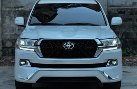 HOT!!! 2011 Toyota Land Cruiser 200 4x4 Dubai Edition for sale at affordable price!