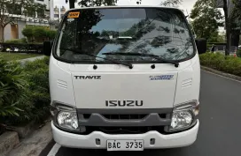 2022 Isuzu Traviz Vario body