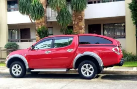 4x4 Mitsubishi Strada Automatic