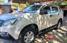 Isuzu Mux 2.5L Manual 2016