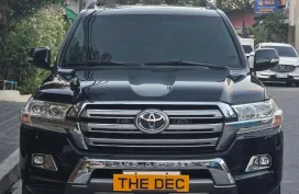 HOT!!! 2019 Toyota Land Cruiser LC200 Premium for sale at affordable price! 