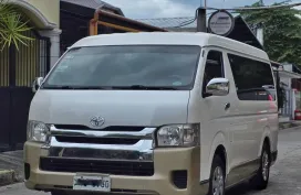 Toyota Hiace Grandia GL 2017 AT DSL 3.0L TWO TONE