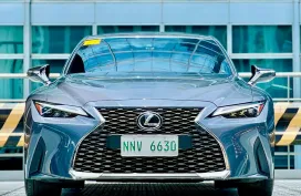 2023 Lexus IS300H Hybrid 8k Mileage‼️🔥 𝟎𝟗𝟏𝟐𝟏𝟎𝟔𝟏𝟒𝟔𝟐 𝐌𝐀𝐁𝐘 𝐋𝐀𝐓𝐈𝐃𝐎 📲📩🙋🏻