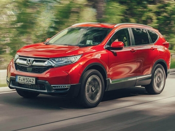 The crossover, overall, features a bolder, sportier, more aggressive and more sophisticated design