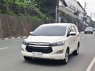The 2019 model is taller and longer than the previous Toyota Innova
