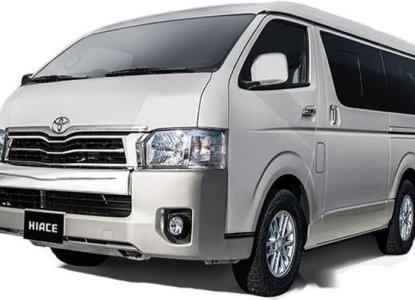 hiace commuter luxury 2018
