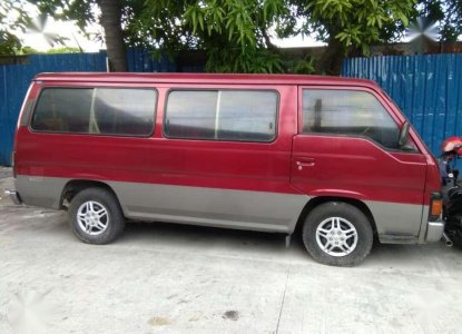 nissan urvan 1990