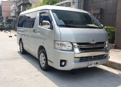 hiace 2017 price