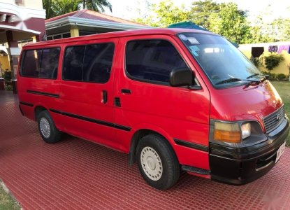 toyota hiace 2000 price