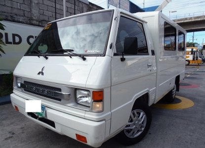 mitsubishi l300 closed van
