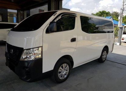 nissan urvan white