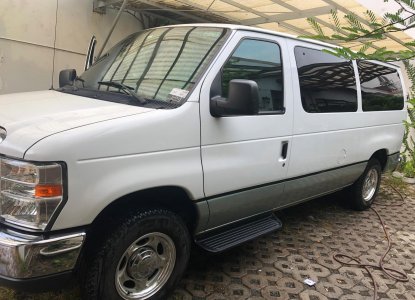2011 econoline van
