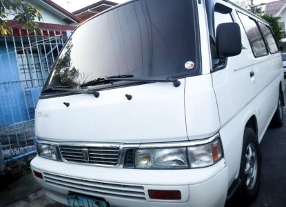nissan urvan old model