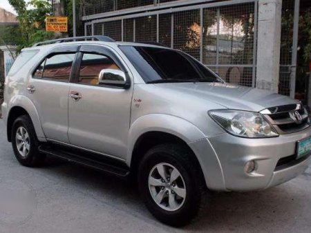 Toyota fortuner 2005