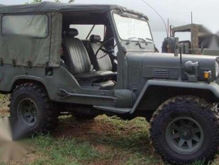 4WD Mitsubishi 4DR6 Military Jeep 124516