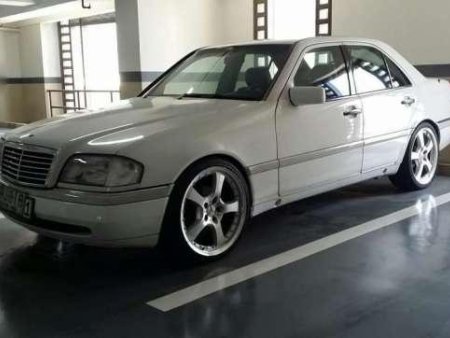 Mercedes Benz C220 W202 AT White For Sale 250652