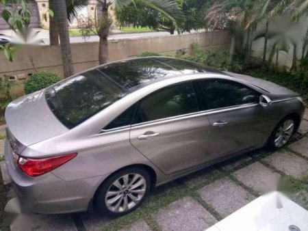 Hyundai Sonata 2017 Gls Premium Vs Toyota Camry Honda Accord 282399 Hyundai Sonata 2017 Gls Premium Vs Toyota Camry Honda Accord
