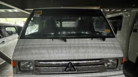 MITSUBISHI L300 C/C 2.2D FB BODY WITH DUAL AC
