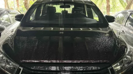 TOYOTA INNOVA 2.8 XE DSL AT 