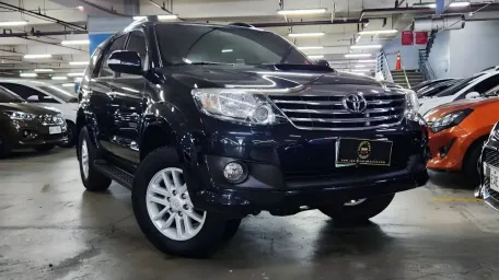 2014 Toyota Fortuner V 2.5L 4X2 DSL AT With Warranty by Ugarte Cars Manila