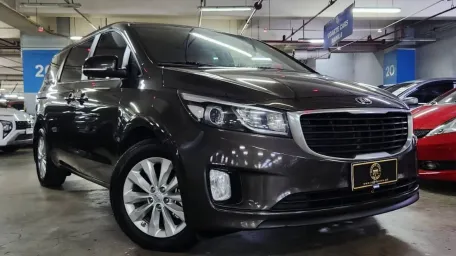 2017 Kia Grand Carnival 2.2L CRDI DSL AT  | With Warranty by Ugarte Cars Manila