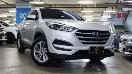 2017 Hyundai Tucson 2.0L CRDI  DSL AT  | With Warranty By Ugarte Cars Manila