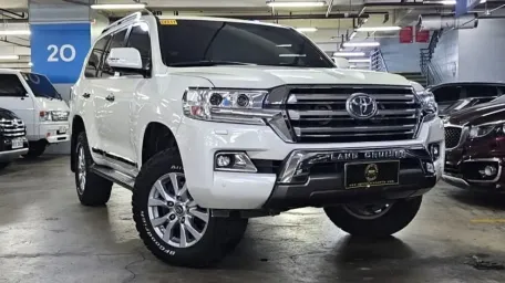 2018 Toyota Land Cruiser 200 VX Premium 4x4 4.5L V8 DSL AT | With Warranty by Ugarte Cars Manila