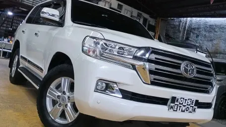 2014 Acquired 2015 Toyota LC 200 4.5L 4x4 VXR A/t Platinum Edition ₱2.990
