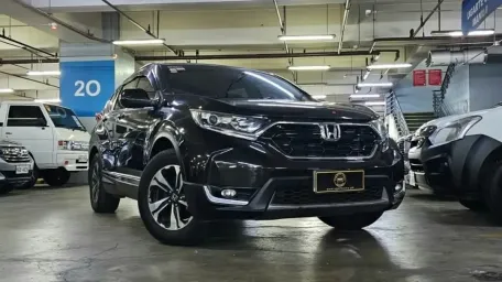 2018 Honda CRV V 1.6L DSL AT | With Warranty by Ugarte Cars Manila