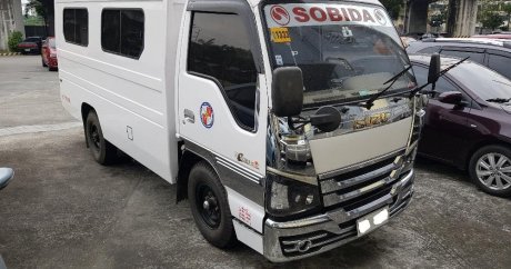 isuzu van 2017 price