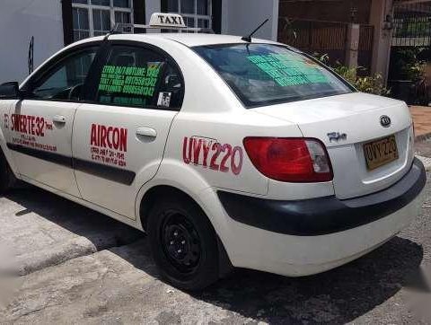 09 Kia Rio Taxi White At For Sale