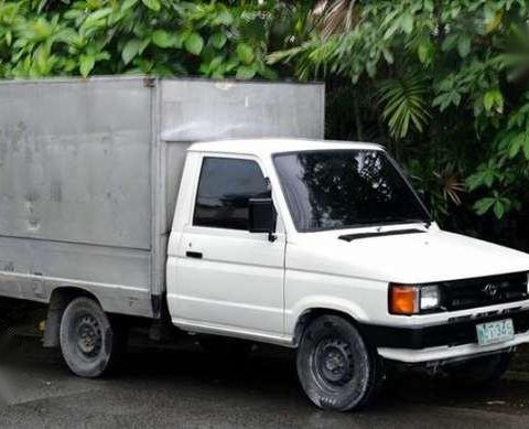 Toyota best sale close van