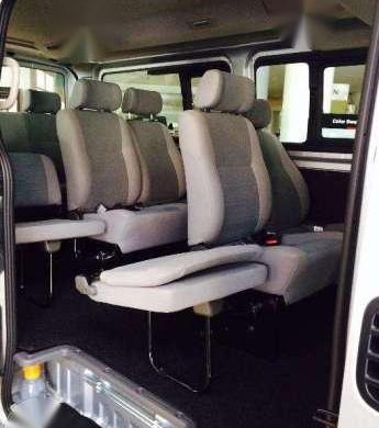 Original Nissan Nv350 12 Seater Escapade Urvan Brand New 261283